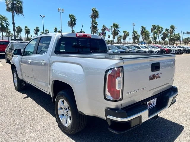 Used 2018 QUICKSILVER METALLIC GMC 2WD SLE image 6