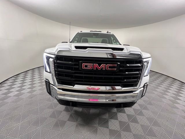 Used 2024 White GMC Pro image 2