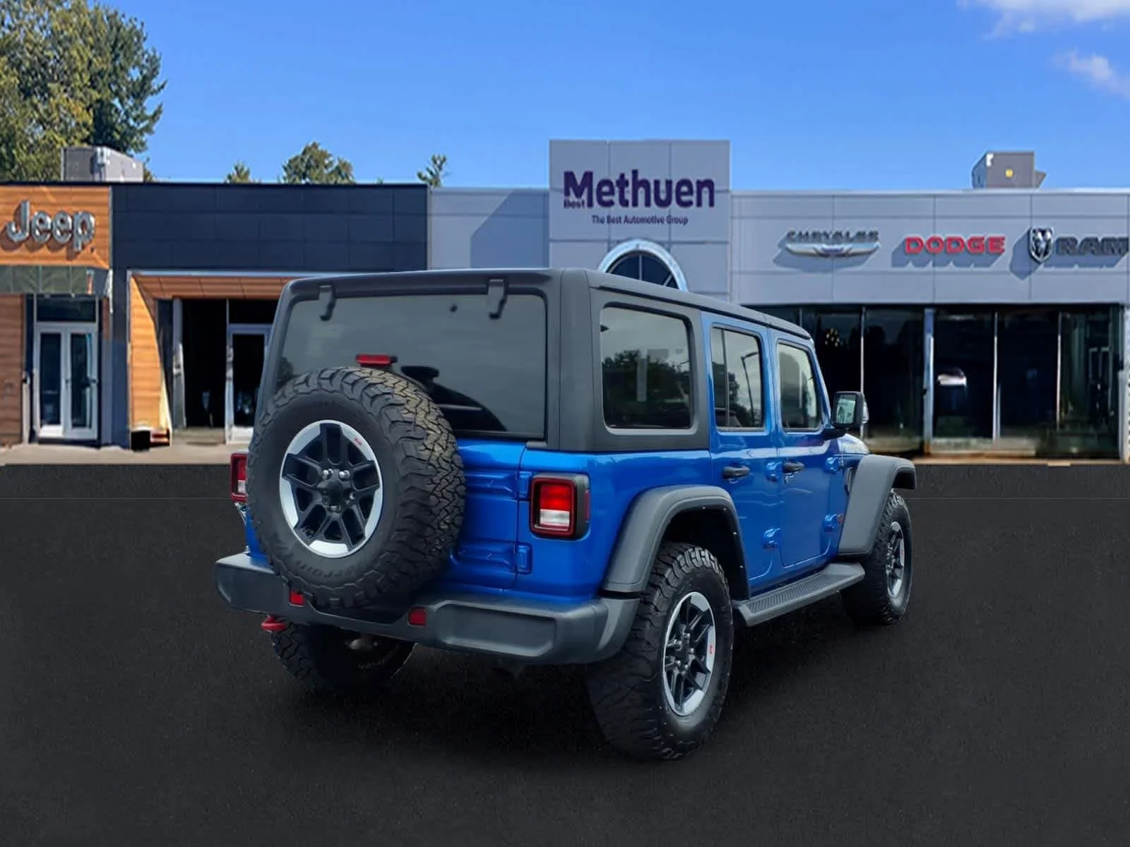 Used 2021 Hydro Blue Pearlcoat Jeep Unlimited Rubicon image 3