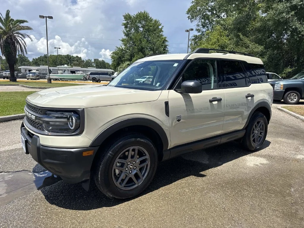 Used 2025 Beige Ford Big Bend image 5