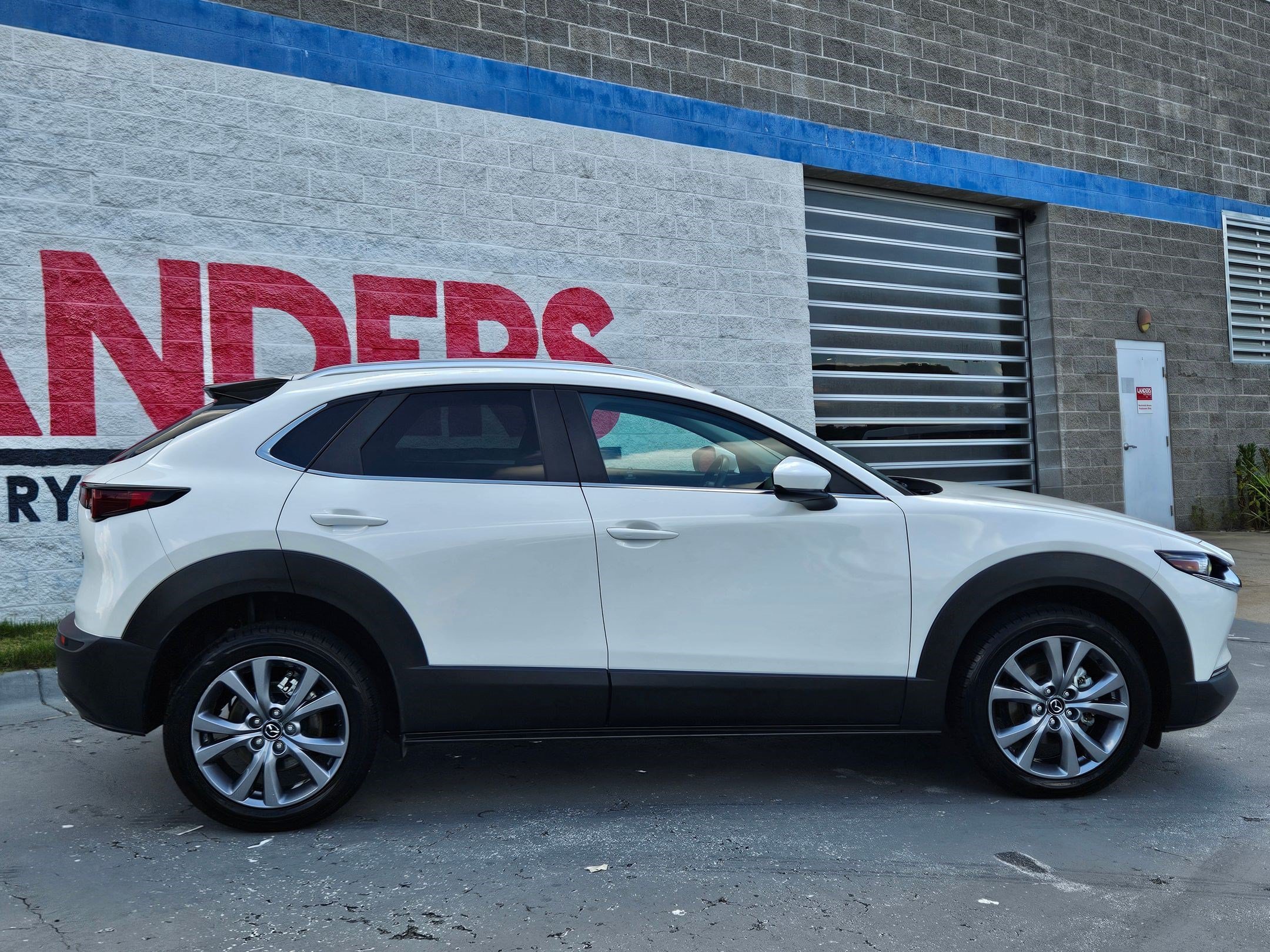 Used 2025 Snowflake White Pearl Mica Mazda 2.5 S Preferred Package image 8