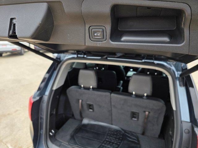 Used 2019 Dark Sky Metallic GMC SLT image 11