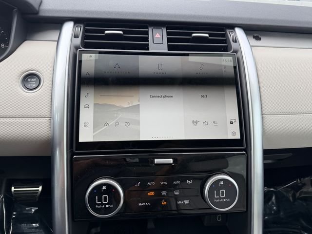 New 2026 Fuji White Land Rover Gemini Edition image 20