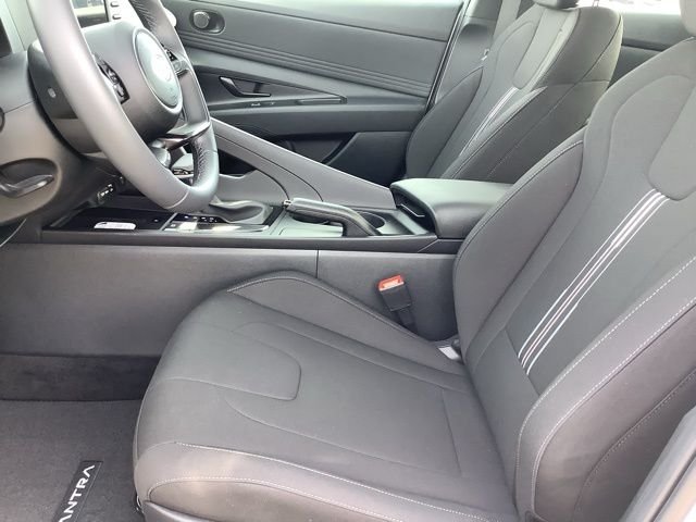 New 2026 White Hyundai SEL Sport image 15