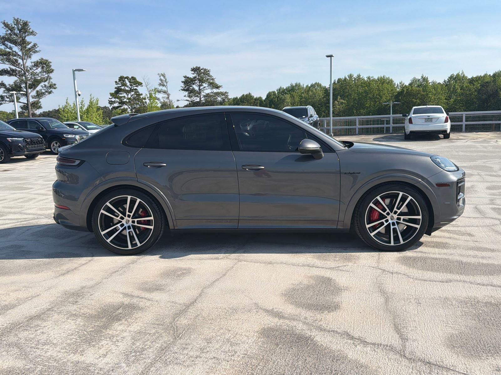 Used 2024 Black Porsche S E-Hybrid image 4