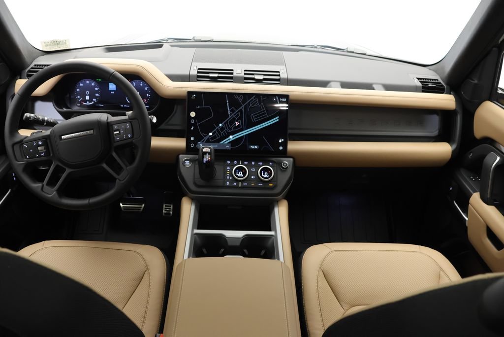 2026 Land Rover Defender V8 - Photo 15
