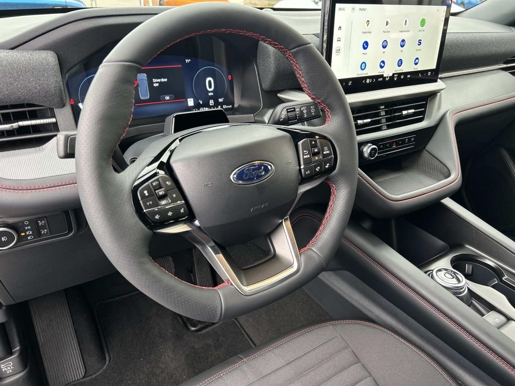 New 2026 Star White Metallic Tri-Coat Ford ST-Line image 11