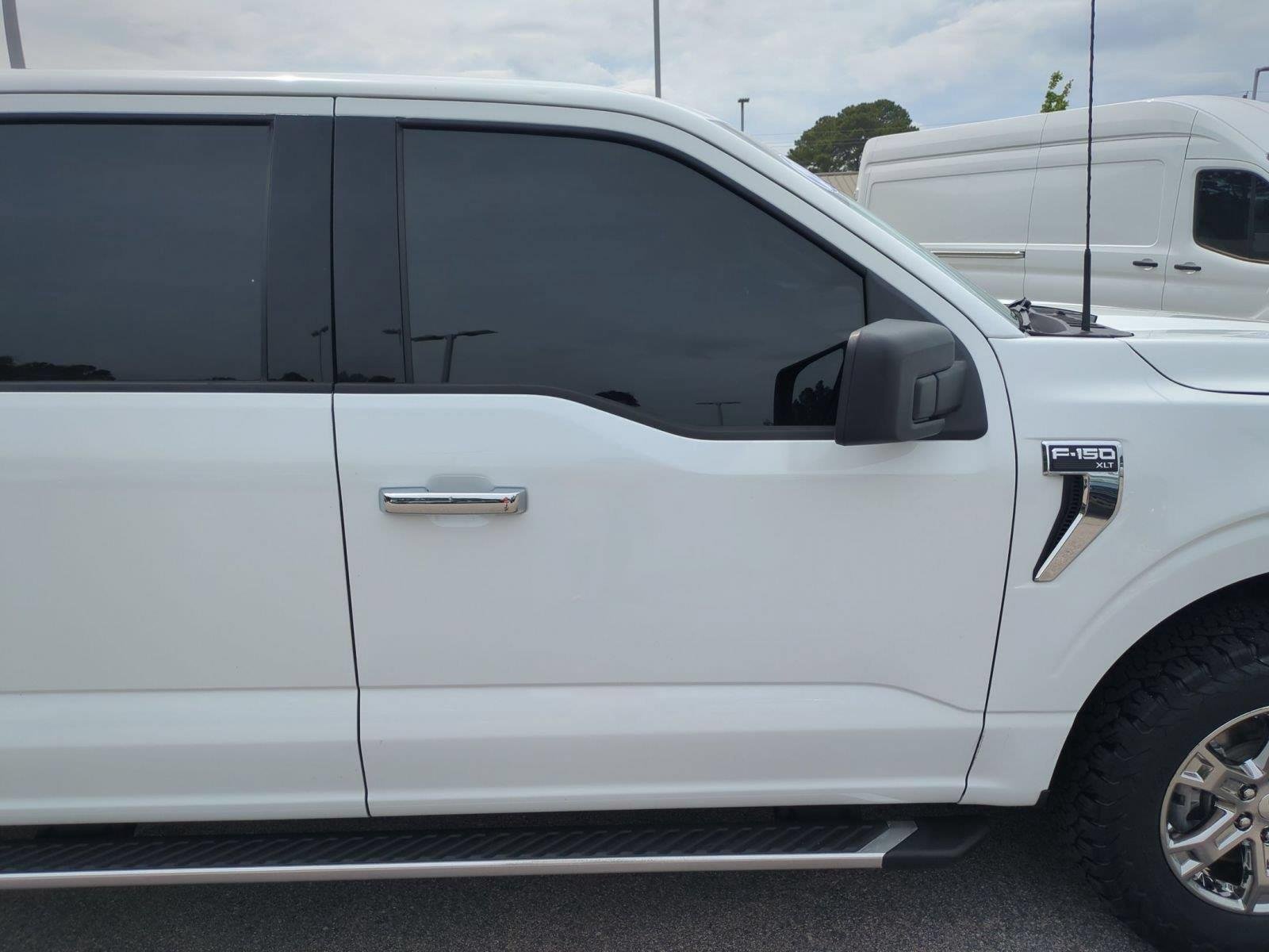 Used 2023 Oxford White Ford XL image 36