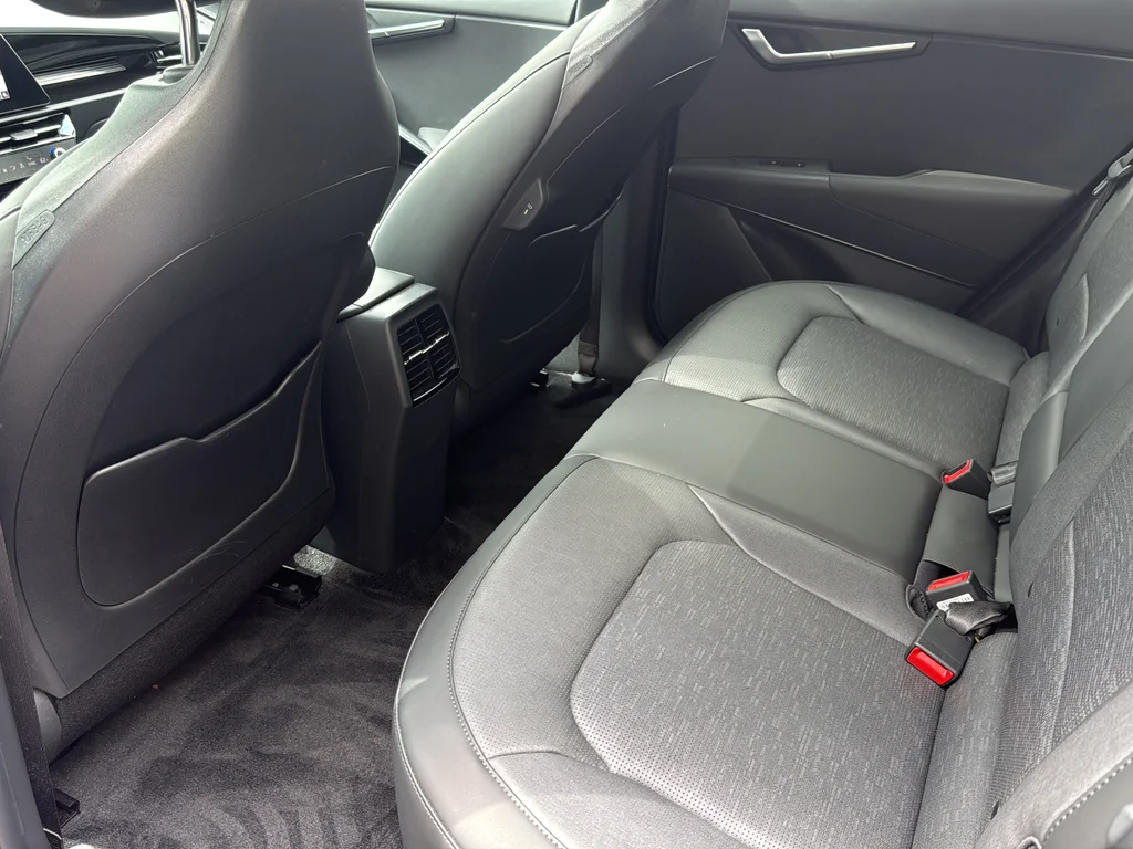 Used 2023 Blue Kia Wave image 16