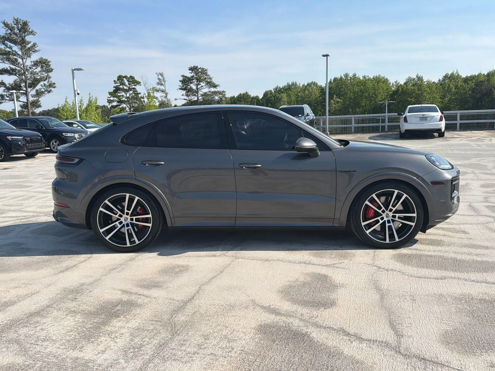 Used 2024 Black Porsche S E-Hybrid image 4