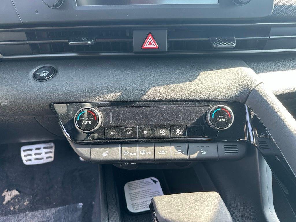 New 2026 Black Hyundai SEL Sport Premium image 20
