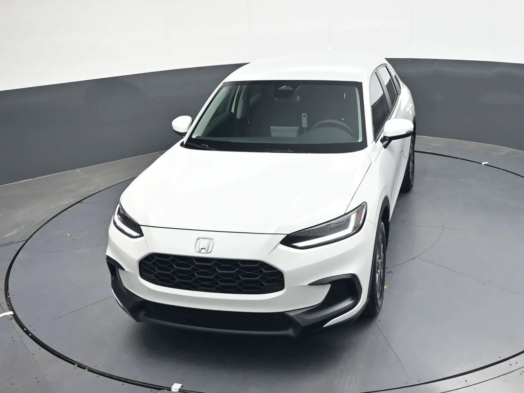 New 2026 Platinum White Pearl Honda LX image 17