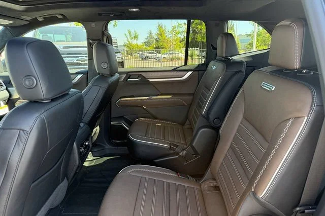 New 2026 Ebony Twilight Metallic GMC Denali Ultimate image 23