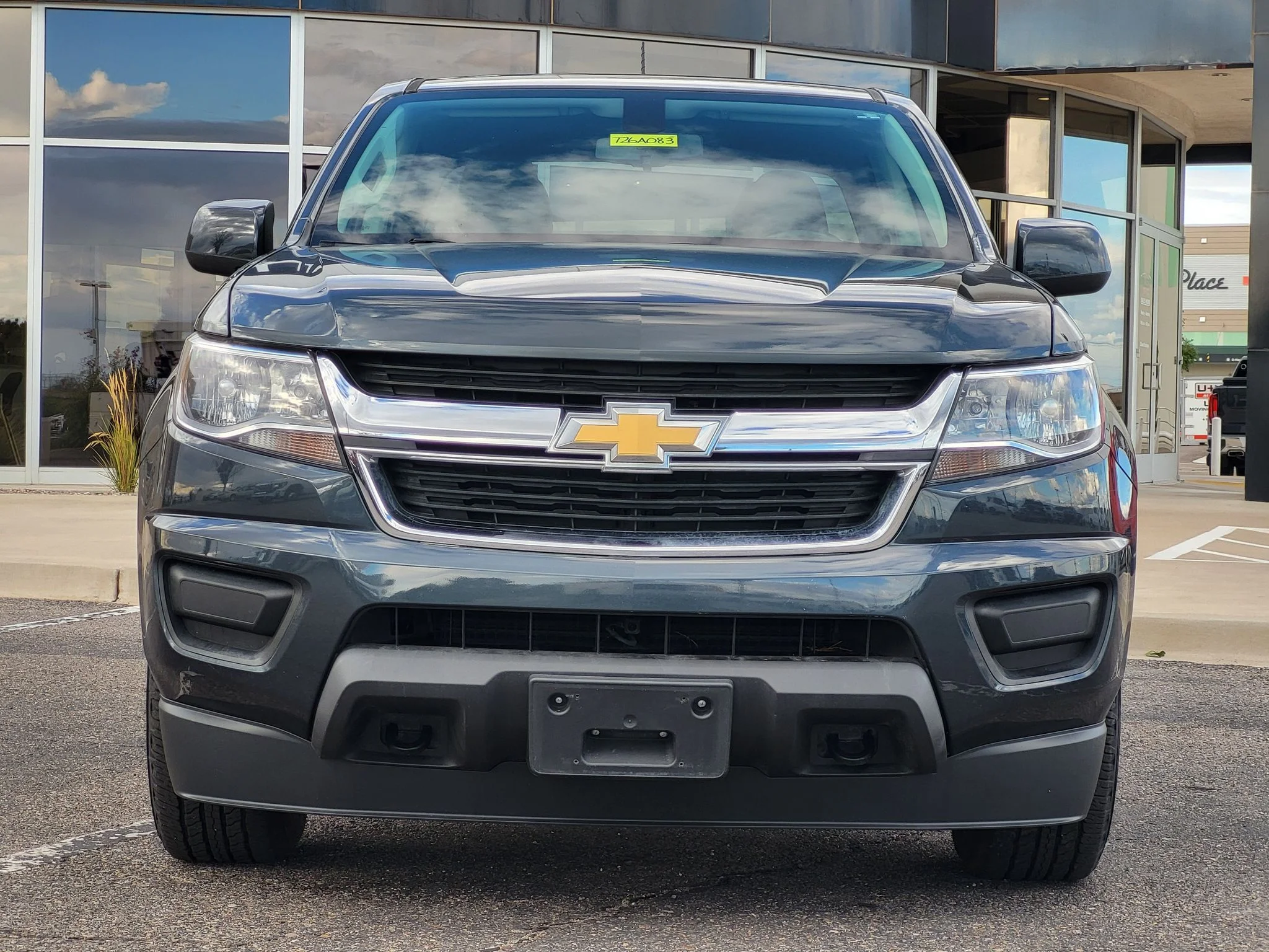 Used 2018 GRAPHITE METALLIC Chevrolet 4WD LT image 3