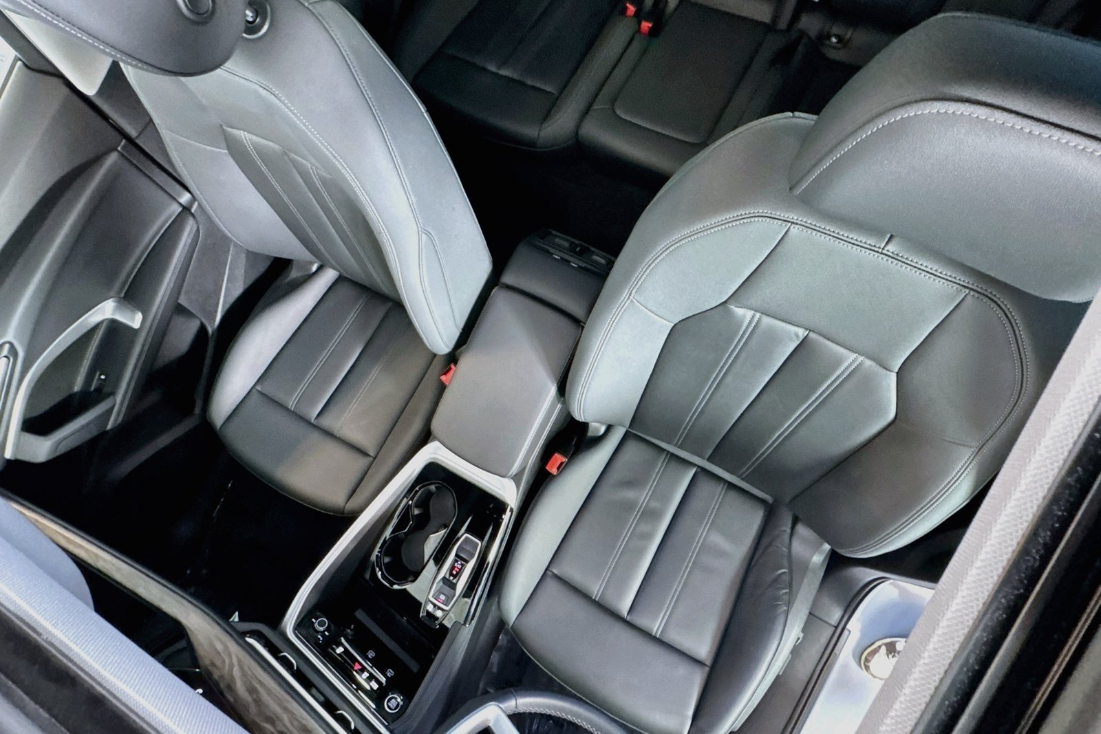 Used 2025 Glacier White Metallic Audi Premium image 19