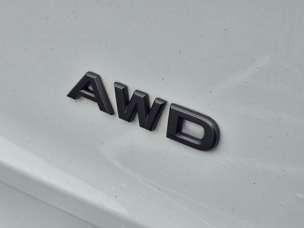 Used 2024 White Nissan S image 11