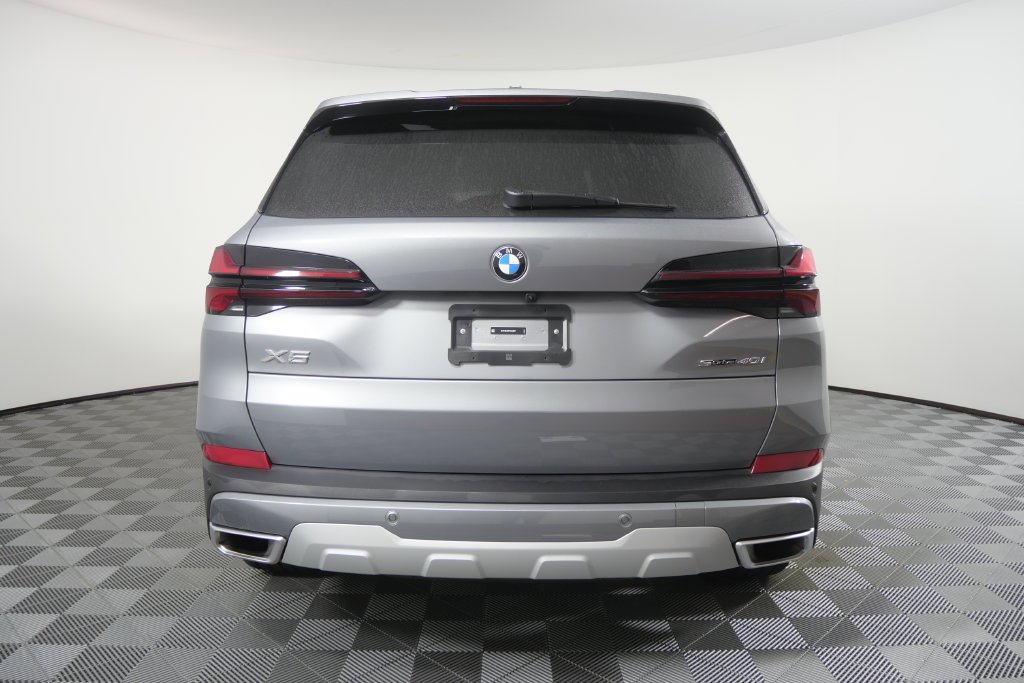 Certified Used 2026 Gray Metallic BMW sDrive40i image 5