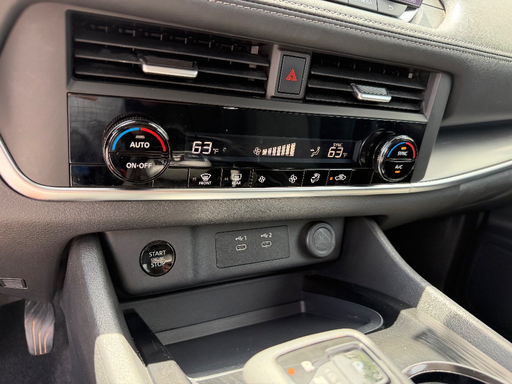2024 Nissan Rogue SV - Photo 26