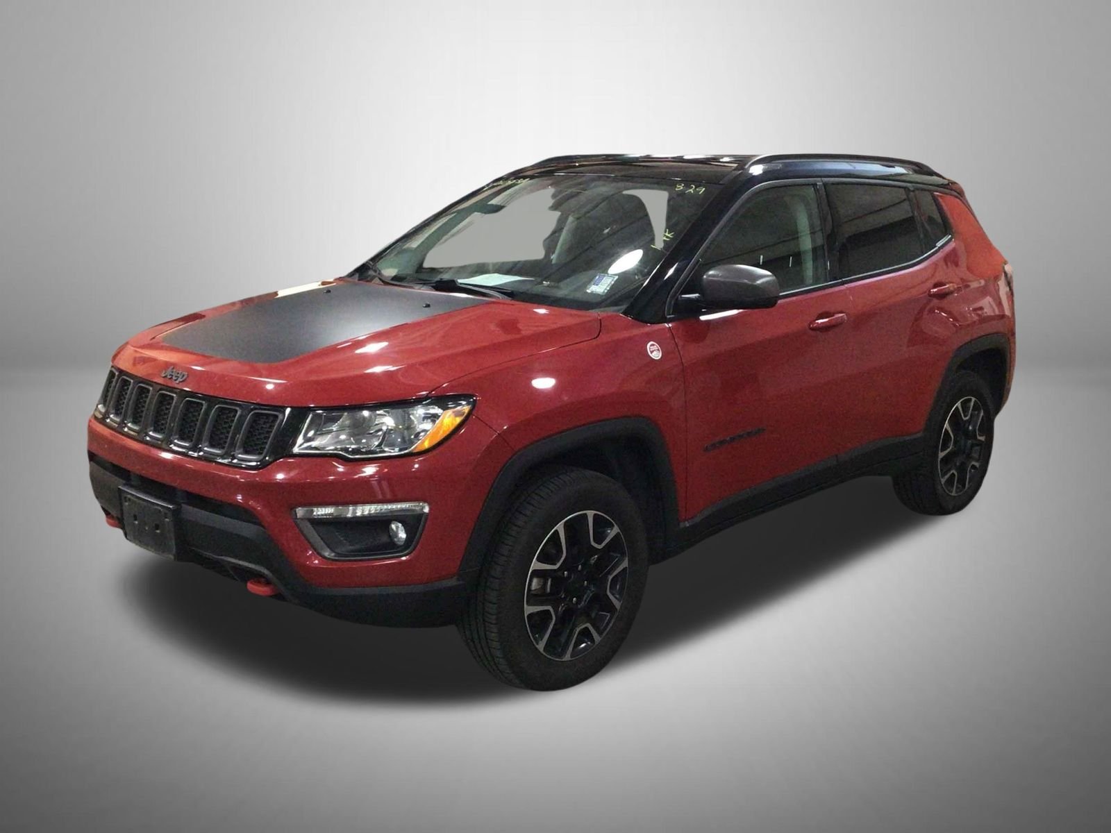 Used 2019 Red Jeep Trailhawk image 1