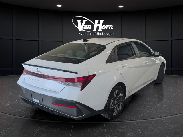 Certified Used 2025 Serenity White Hyundai SEL Sport image 7