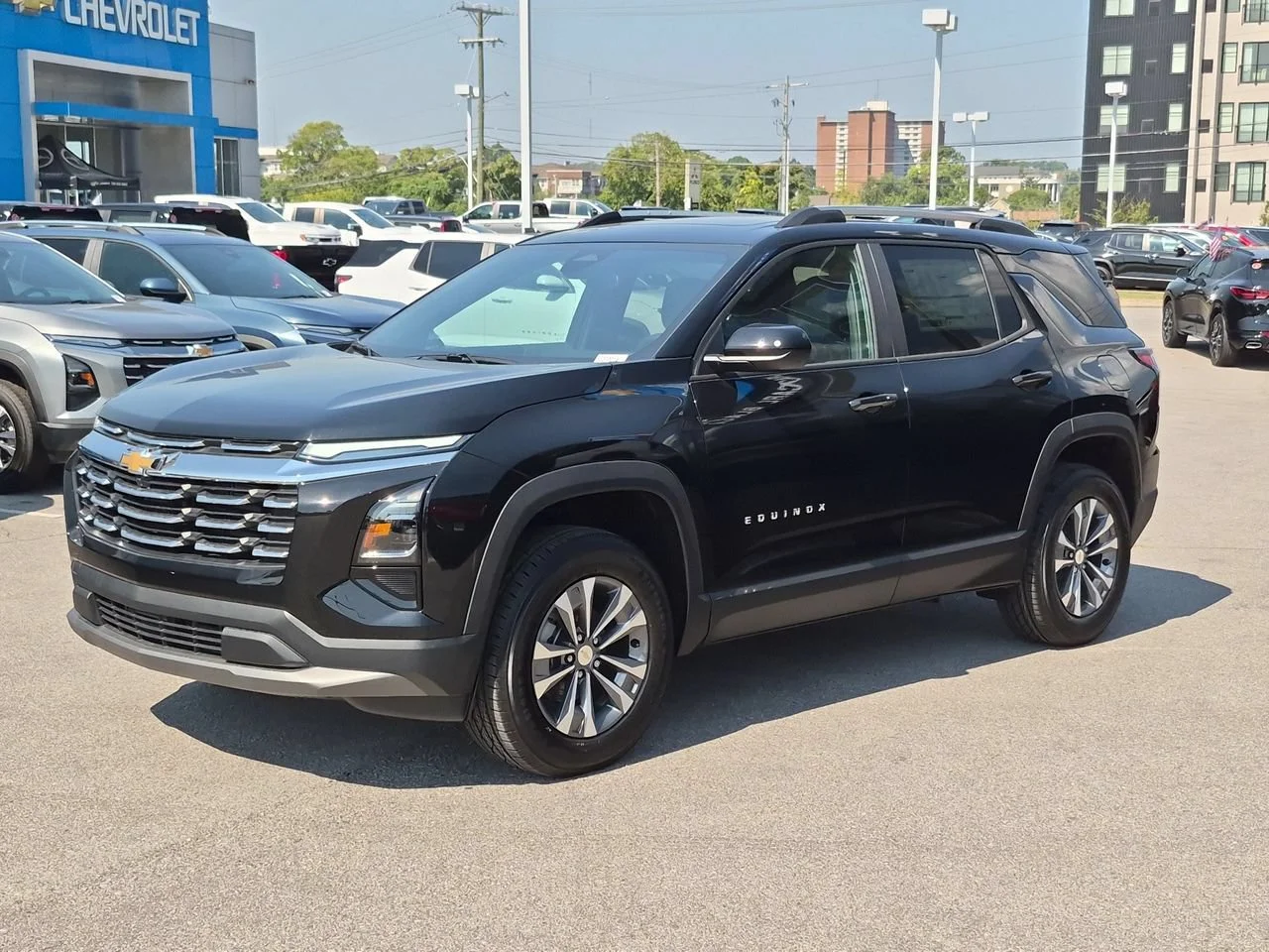 New 2027 Mosaic Black Metallic Chevrolet LT image 4