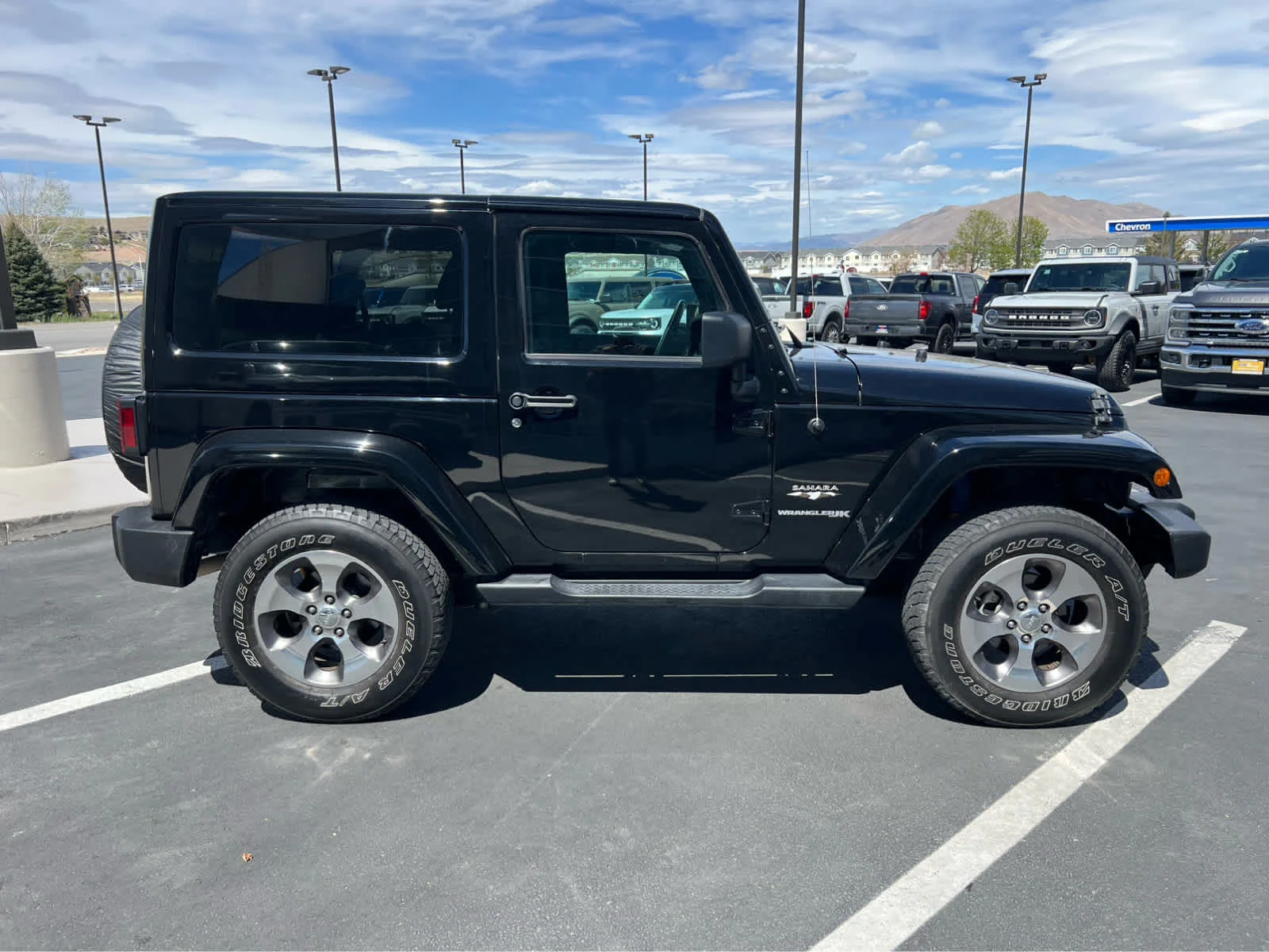 Certified Used 2018 Black Clearcoat Jeep Sahara image 6