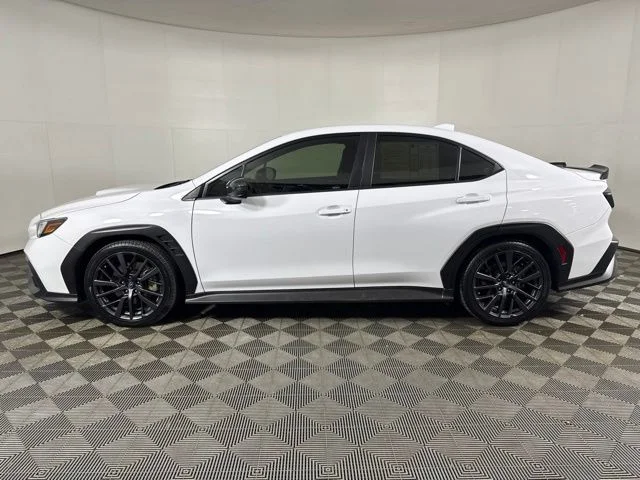 Used 2023 Ceramic White Subaru Premium image 7