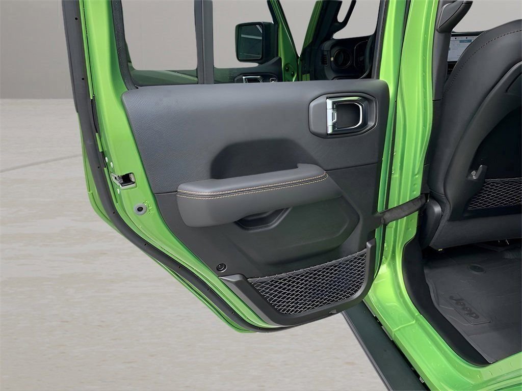 2025 Jeep Wrangler 4-Door Rubicon 392 Final Edition - Photo 68