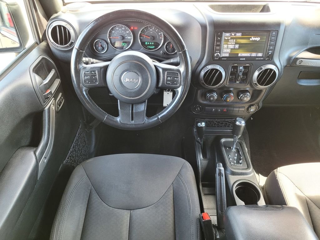 Used 2018 Gray Jeep Unlimited Sport image 13