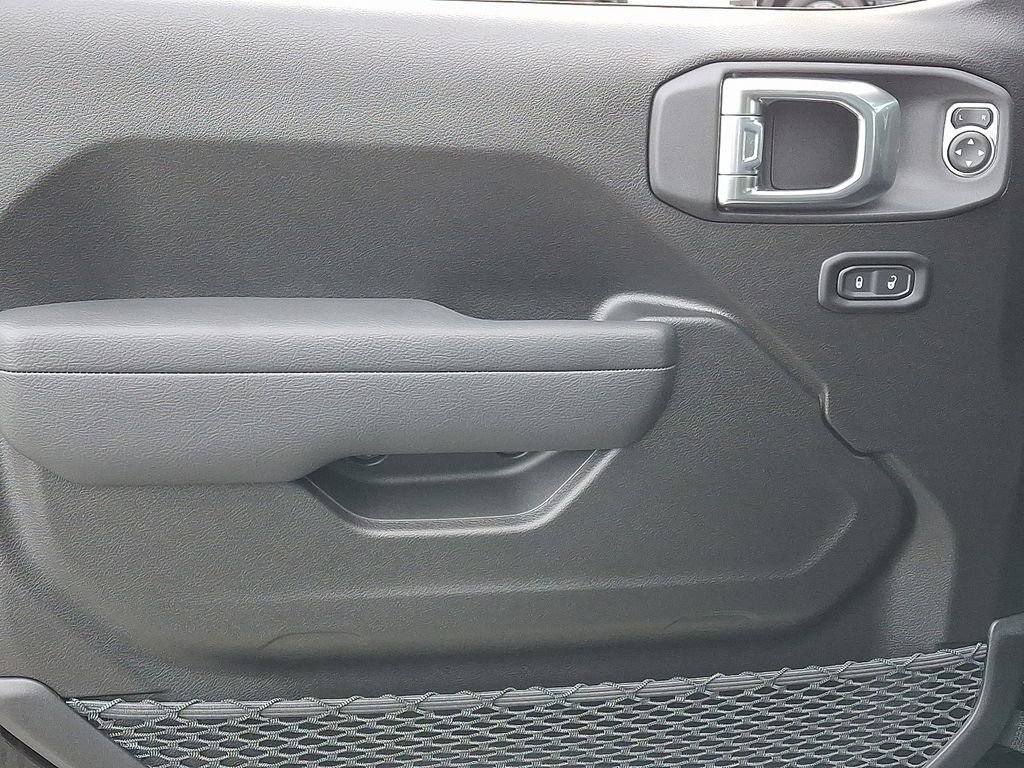 New 2026 Black Clearcoat Jeep Sport S image 8