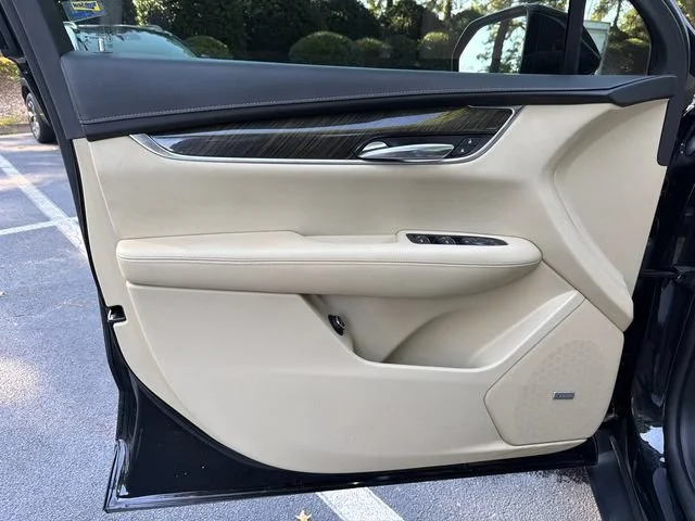 Used 2017 STELLAR BLACK METALLIC Cadillac FWD image 10