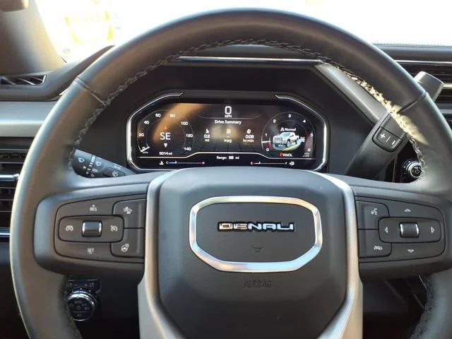 Used 2025 Onyx Black GMC Denali image 22