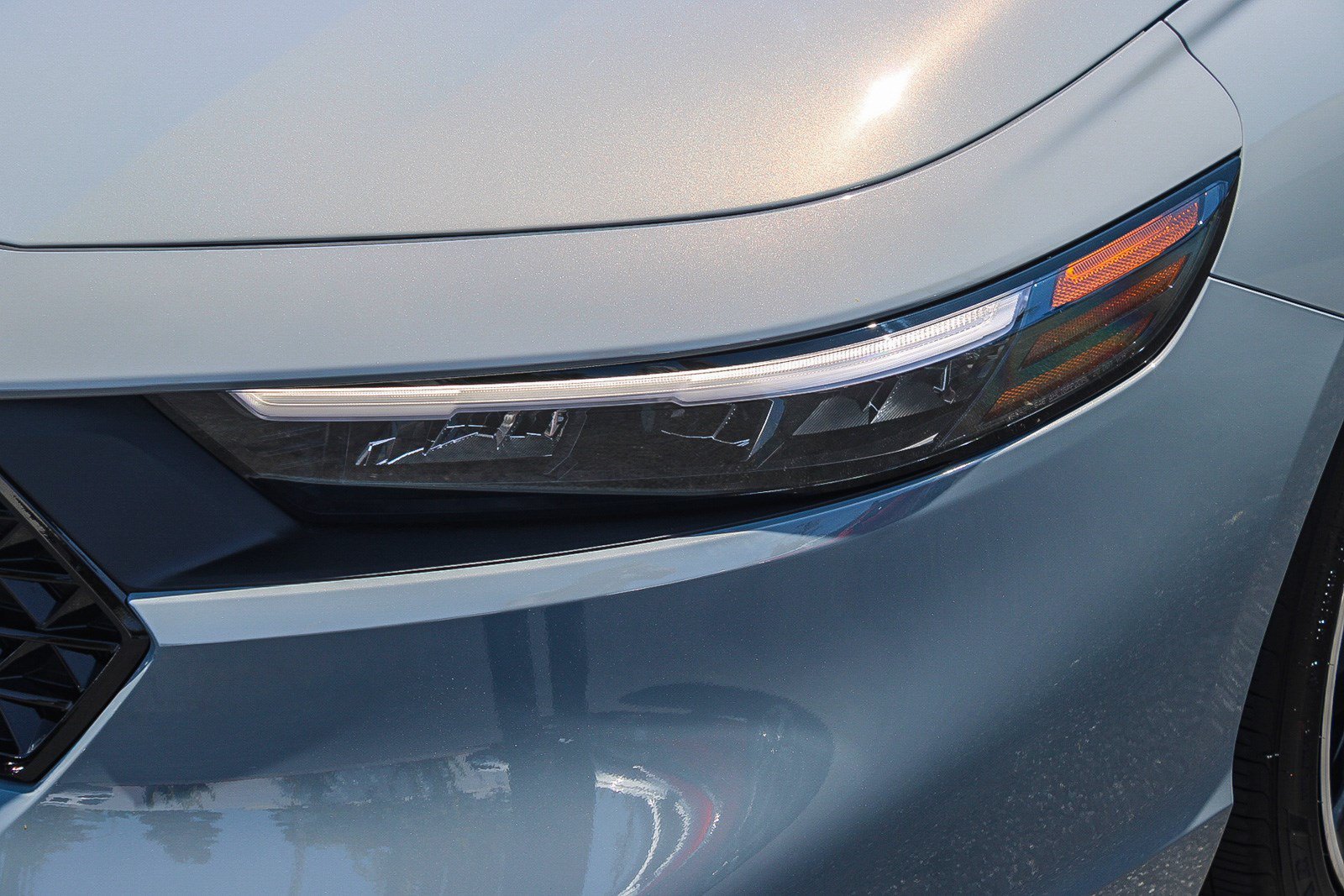 New 2026 Urban Gray Pearl Honda SE image 4