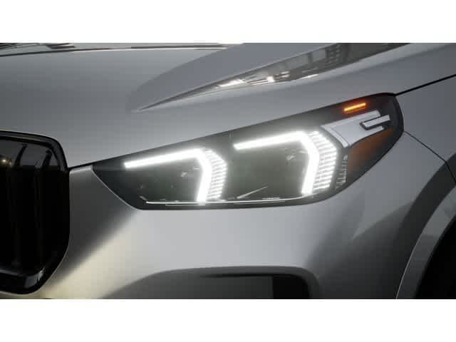 New 2026 Space Silver Metallic BMW xDrive28i image 6