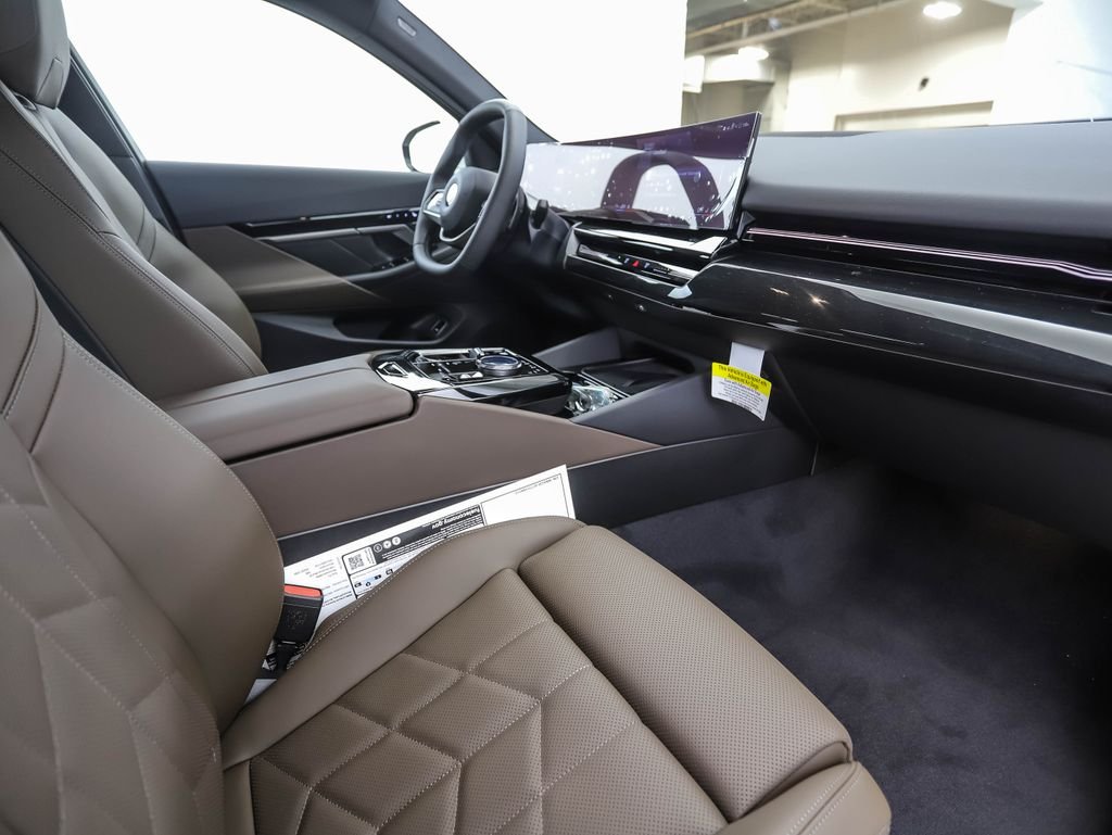 2026 BMW 5 Series 530i - Photo 31