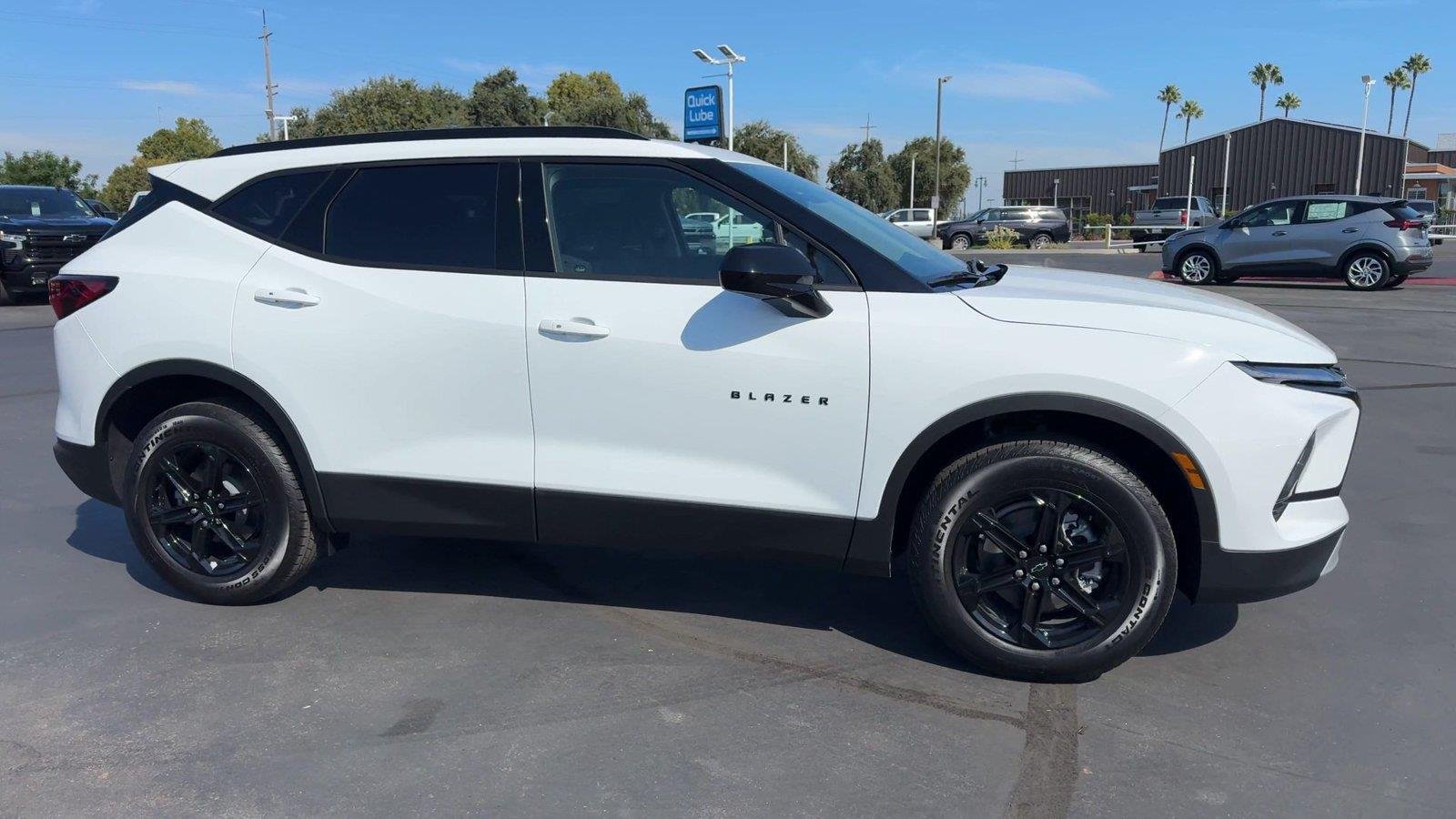 New 2026 Summit White Chevrolet 2LT image 4