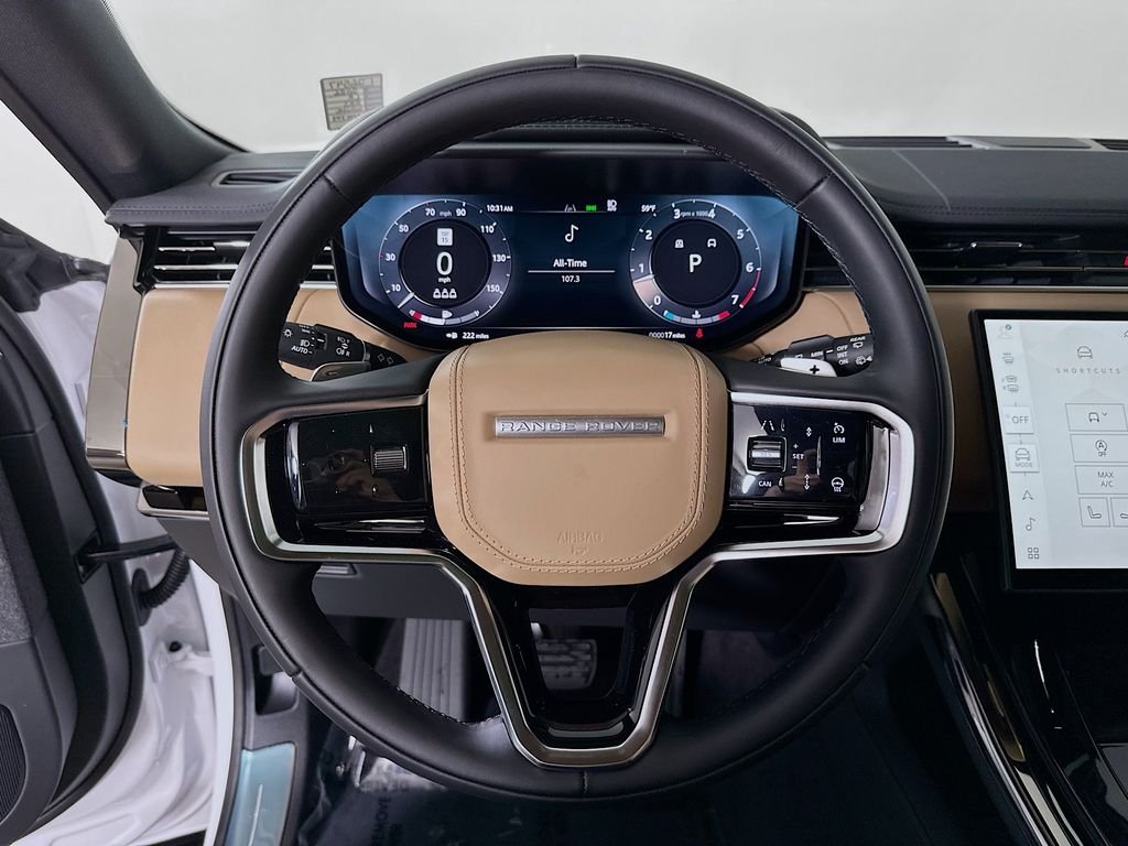 Used 2026 Ostuni Pearl White Premium Metallic Land Rover SE image 12