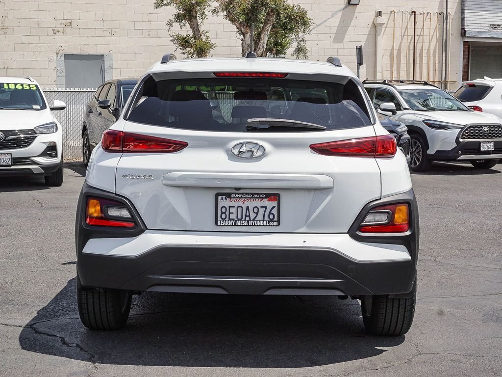 Used 2018 White Hyundai SEL image 5