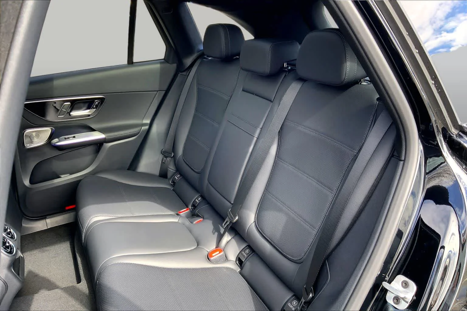 Certified Used 2026 Black Mercedes-Benz GLC 300 image 13