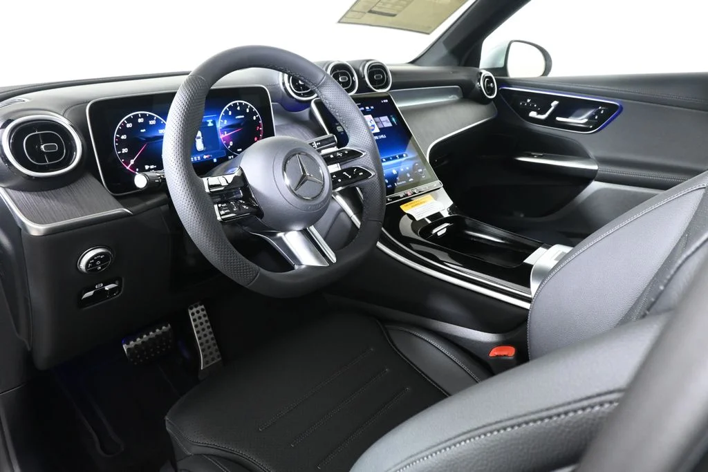 New 2026 Silver Mercedes-Benz GLC 300 image 14