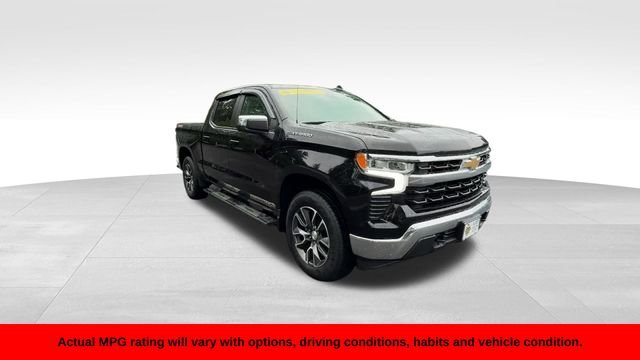 Used 2022 Black Chevrolet LT image 8