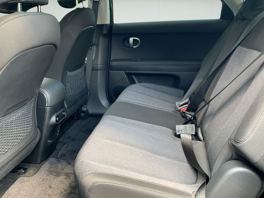 2023 Hyundai IONIQ 5 SE - Photo 16