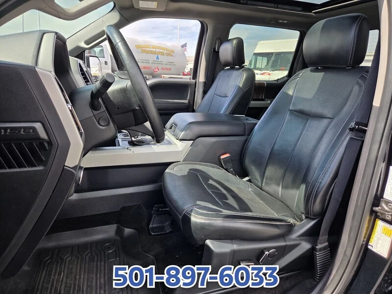 Used 2018 Shadow Black FORD LARIAT 4WD SUPERCREW 5.5