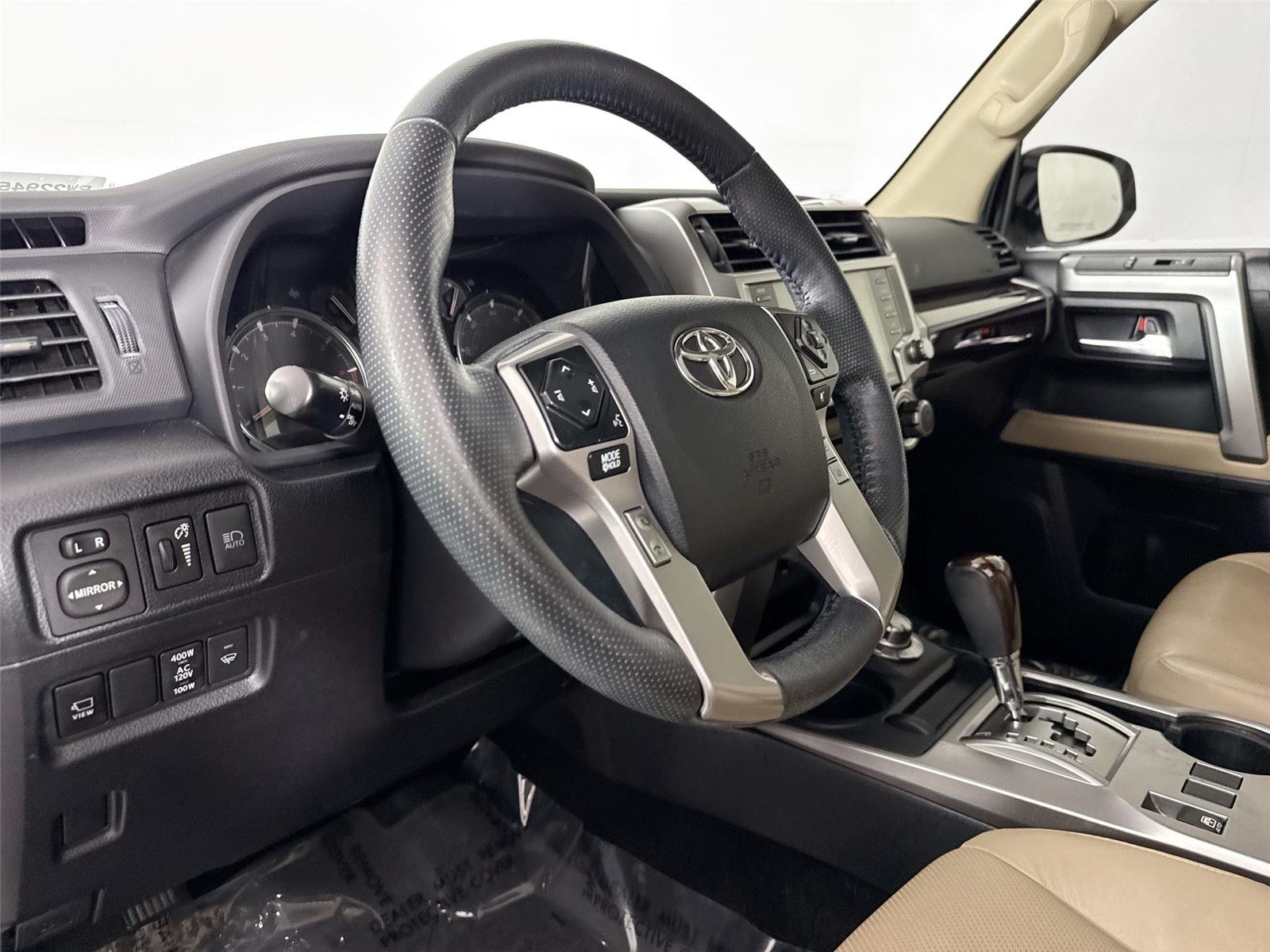 Certified Used 2024 Wind Chill Pearl Toyota Limited image 4