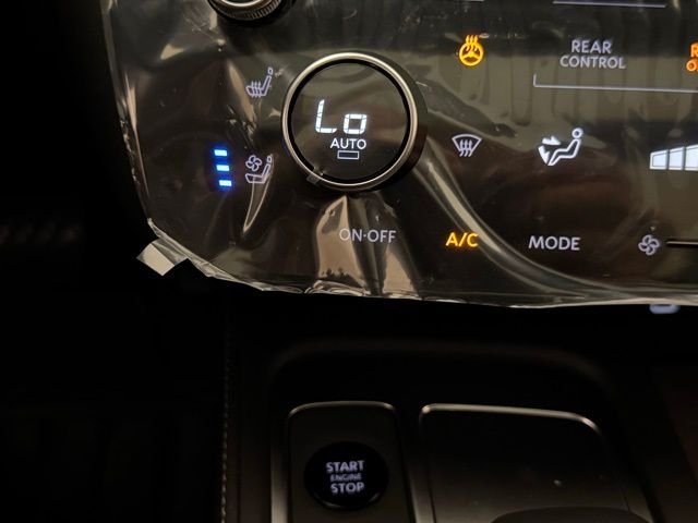 New 2026 RADIANT WHITE INFINITI Luxe FWD image 33