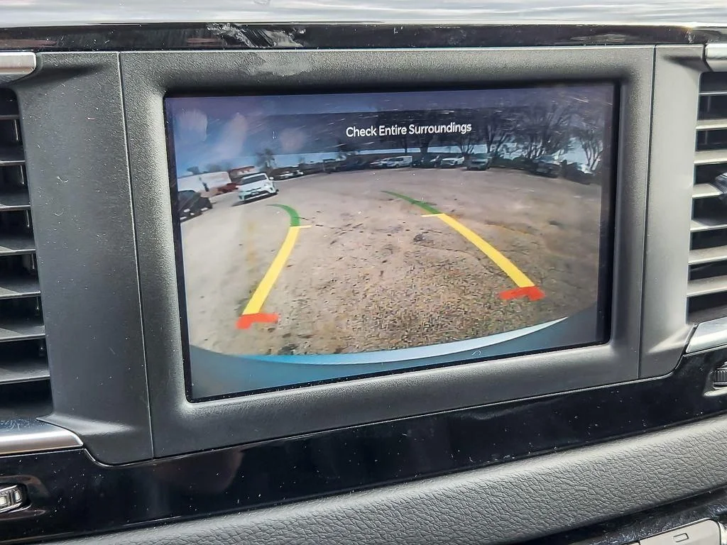 Used 2023 Silver Chrysler LX image 16