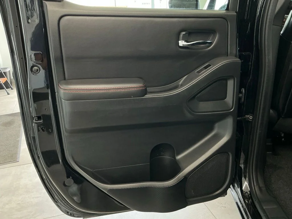 Used 2023 Black Nissan PRO-4X image 10