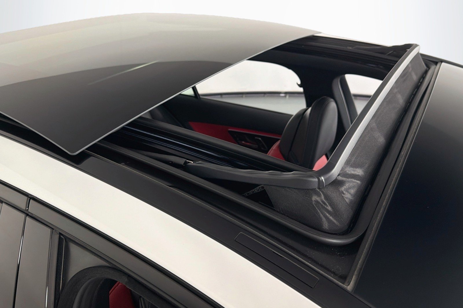 New 2026 Polar White Mercedes-Benz C 300 Sedan image 21