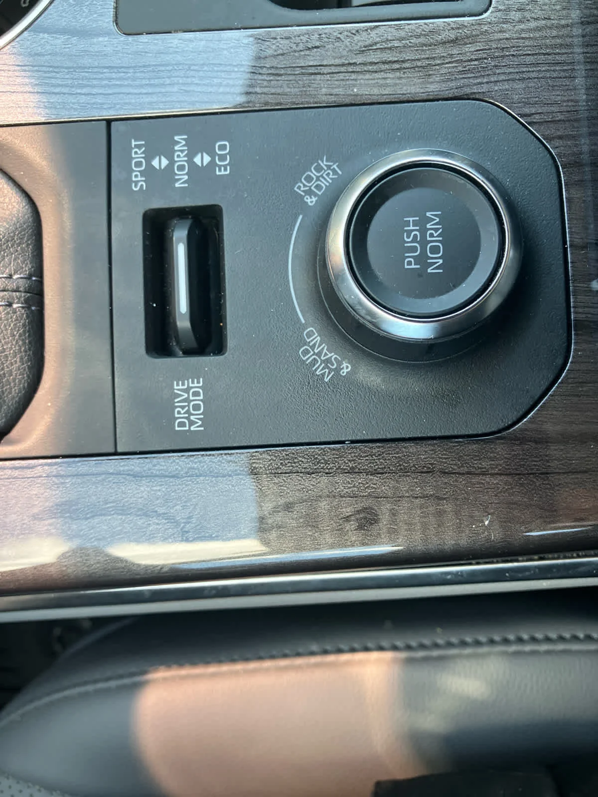 Certified Used 2025 Heavy Metal Toyota Limited image 34