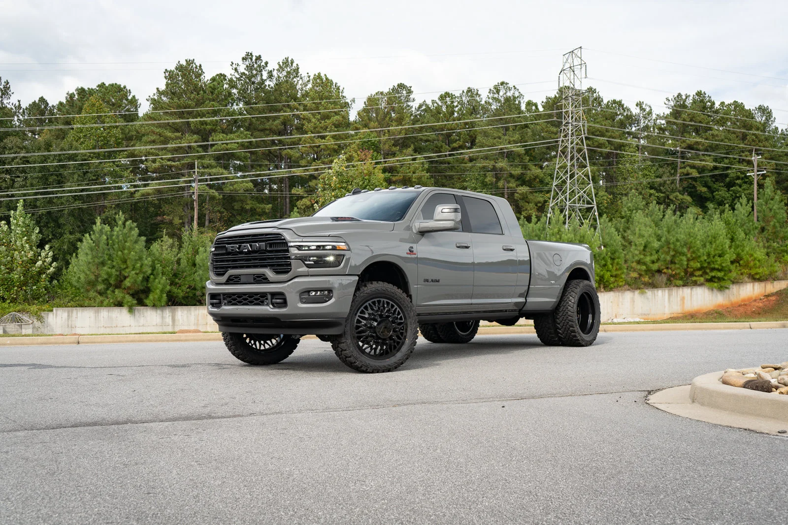 New 2026 Ceramic Gray Clear-Coat Exterior Paint RAM Laramie image 1